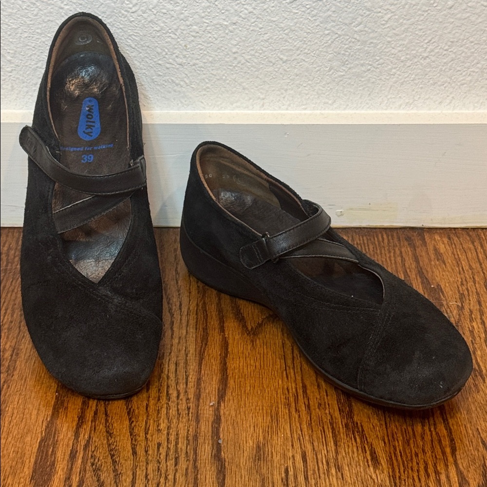 Wolky Passion Mary Jane Black Suede Comfort Walking Shoes Adjustable Strap, 39